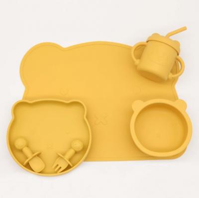 customized Silicone Bear Kids Feeding Tableware 7pcs Set  Plate Bowl Bib Fork Cup Set