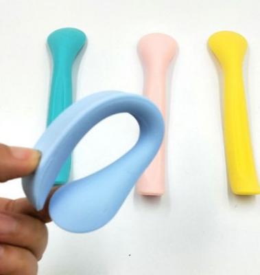 silicone baby products supplier Food Grade Baby Spoon Feeder Soft Baby Soup Spoon