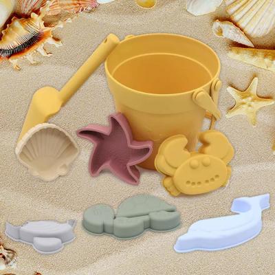 Children's sand digging toy
